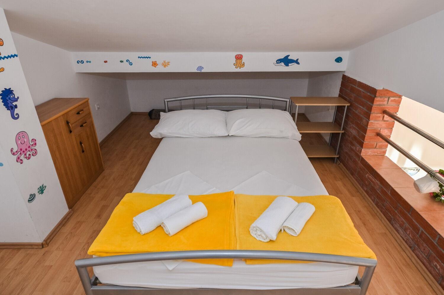 Ilija Apartment *